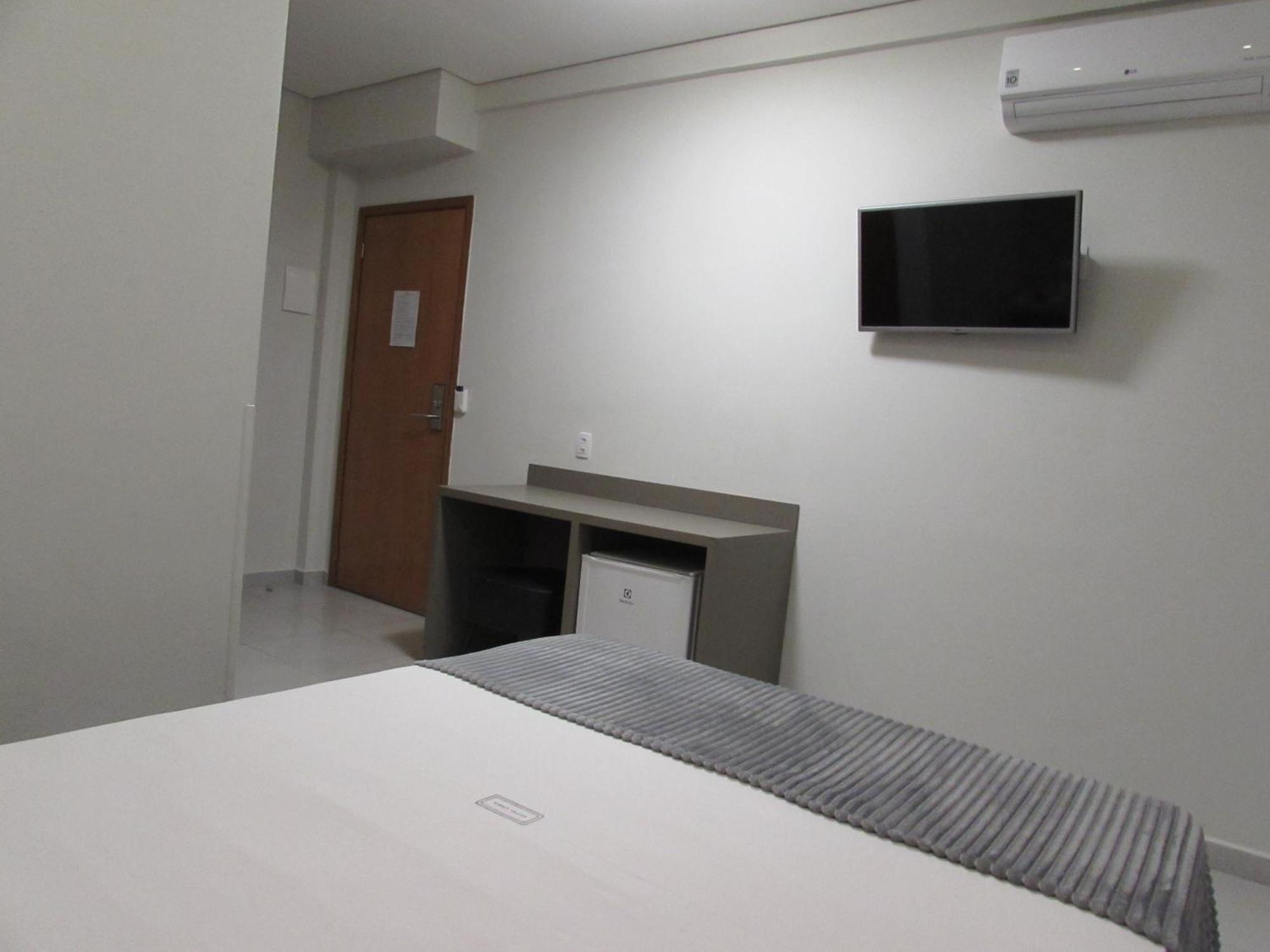 Hotel Urbis A 10 Minutos Rua 25 De Marco, Bras,Bom Retiro,A 2 Minutos Do Mirante Sampa Sky Sao Paulo Bagian luar foto